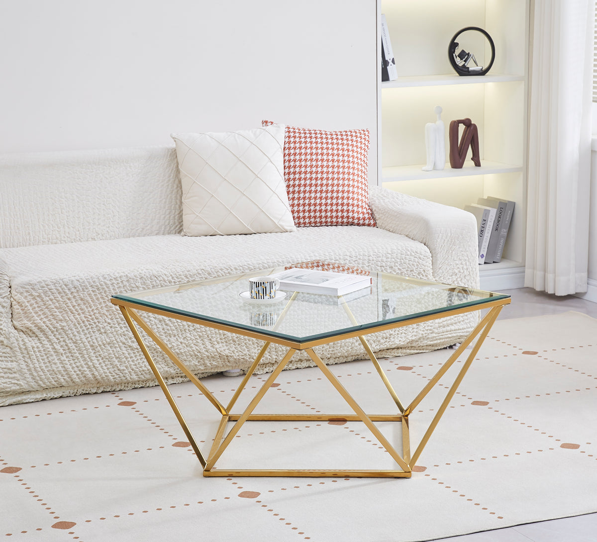Table Basse ALINA Carrée Plateau Verre Trempé Transparent Pieds Gold 80x80x45cm