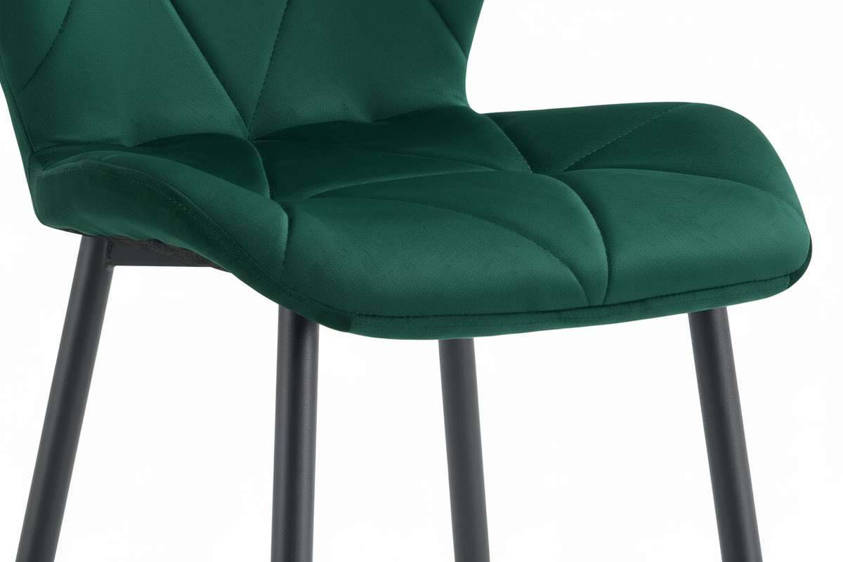 Lot 4 Chaises Salle à Manger Coquillage Velours Vert Sapin Pieds Métal Noir 46x58,5x87cm