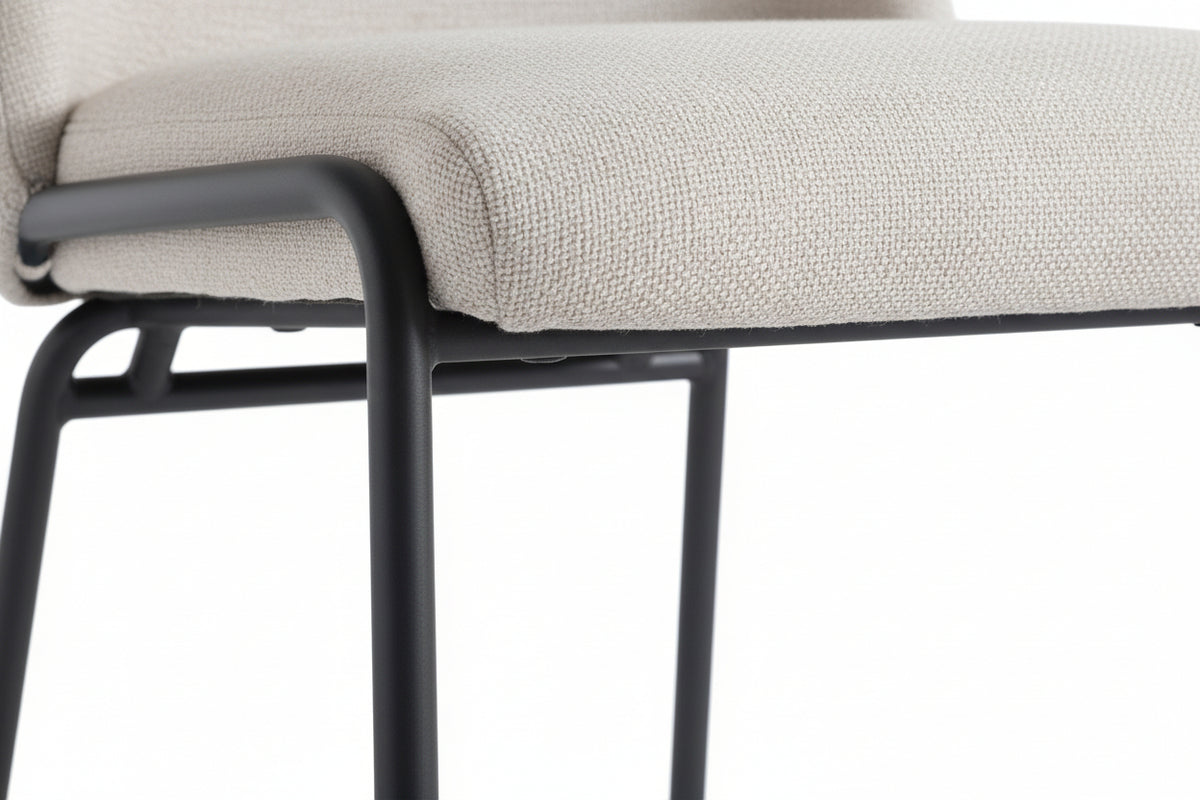 Lot 4 Chaises Salle à Manger Cali Tissu Effet Lin Beige Pieds Métal Noir 47x58,5x86,5cm