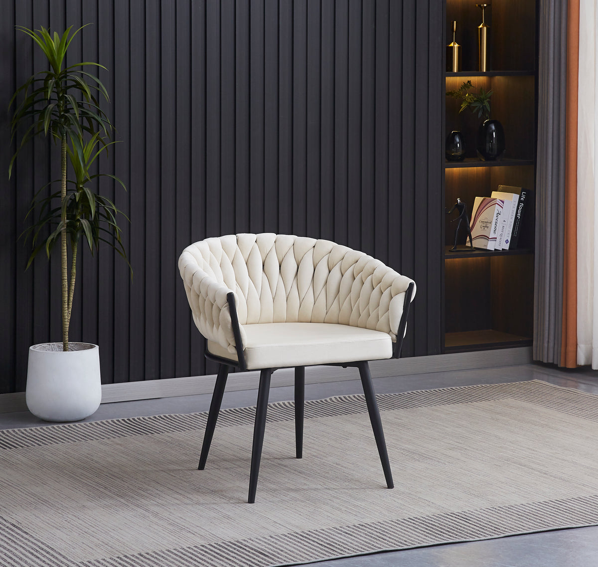 Lot de chaises TRESSEES Velours Pied en métal noir #couleur_écru