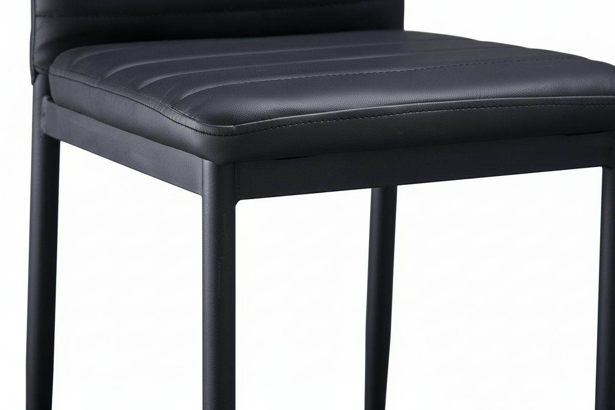 Lot 2 Chaises Salle à Manger Tolia Simili Cuir Noir Pieds Métal Noir