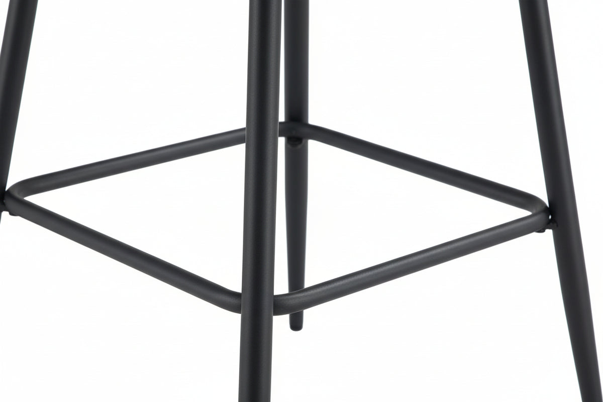 Lot 2 Tabourets de Bar Teddy Velours Taupe Pieds Métal Noir 47x36x98cm