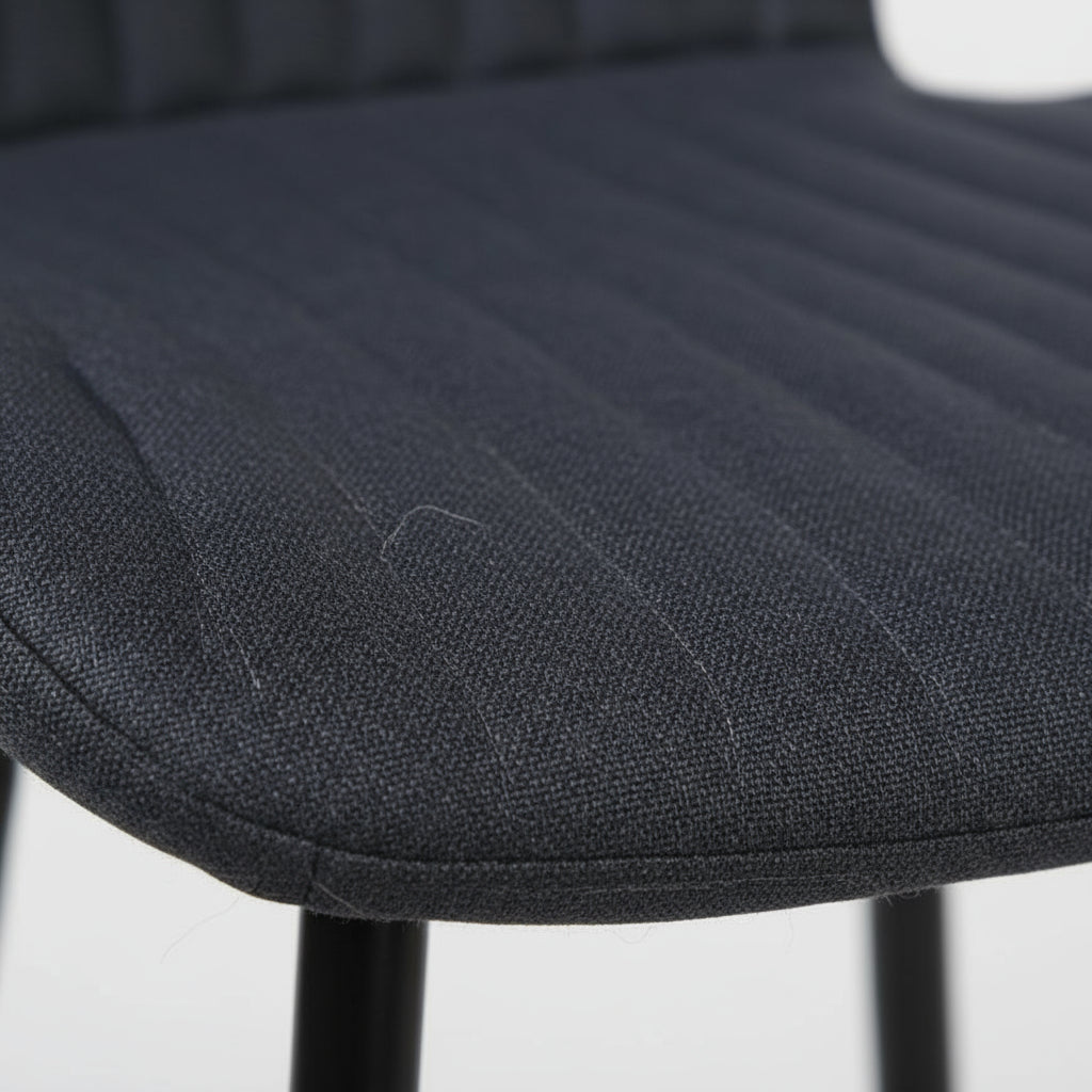 Lot 4 Tabourets de Bar Prado Tissu Gris Anthracite Pieds Métal Noir 51x41x102cm
